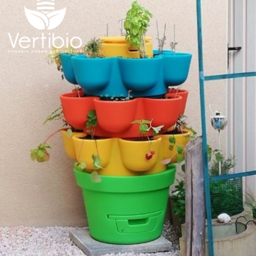 Jardin_composteur_permaculture_recyclage_fleur_decoration